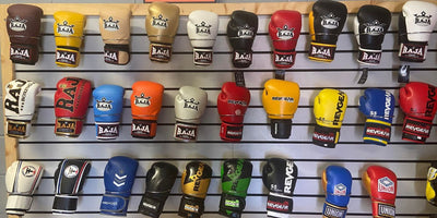 How to Choose the Right Muay Thai Gloves: Your Ultimate Guide
