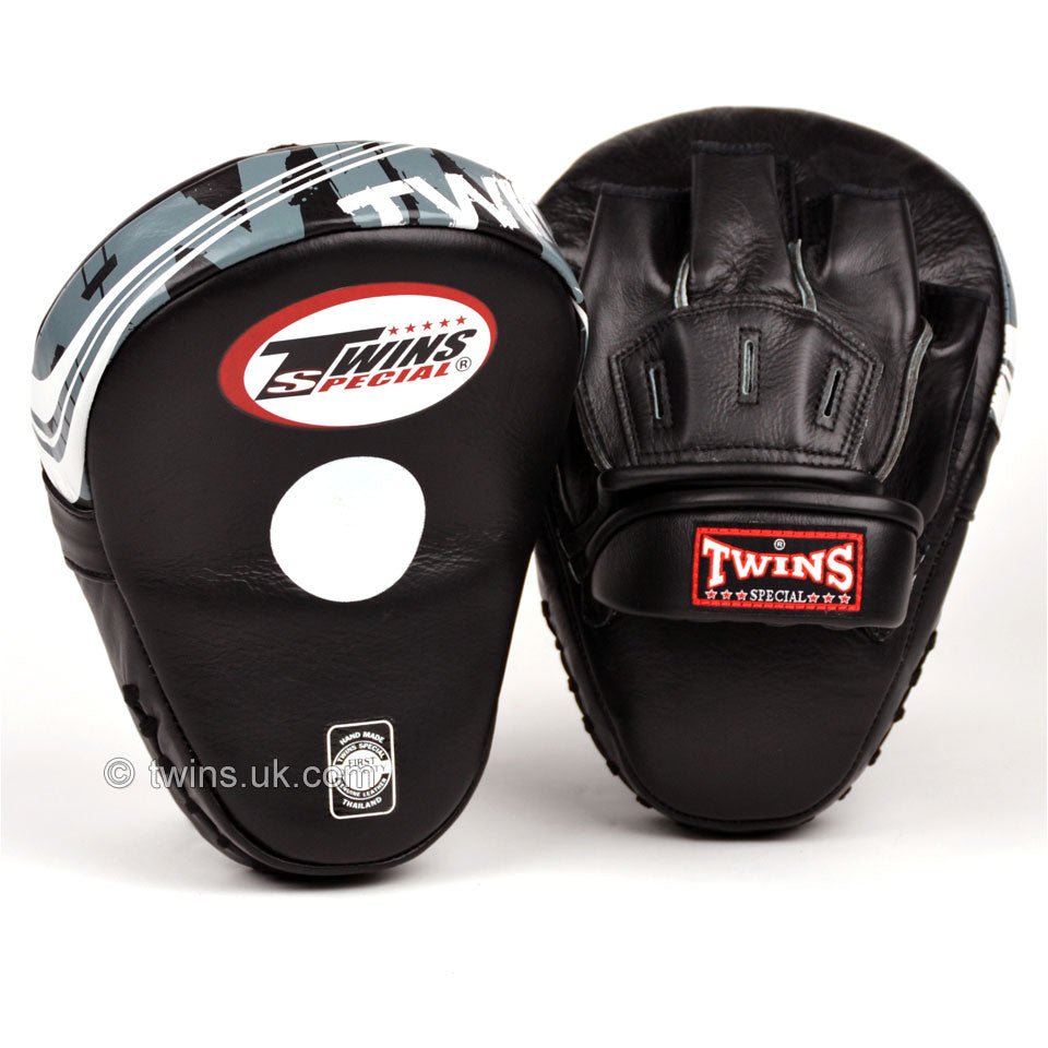 Twins PML-10 Deluxe Curved Focus Mitts Black - FightstorePro